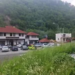 Πανσιόν Motel Konak 3*