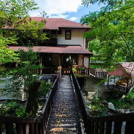 Motel Konak 게스트하우스